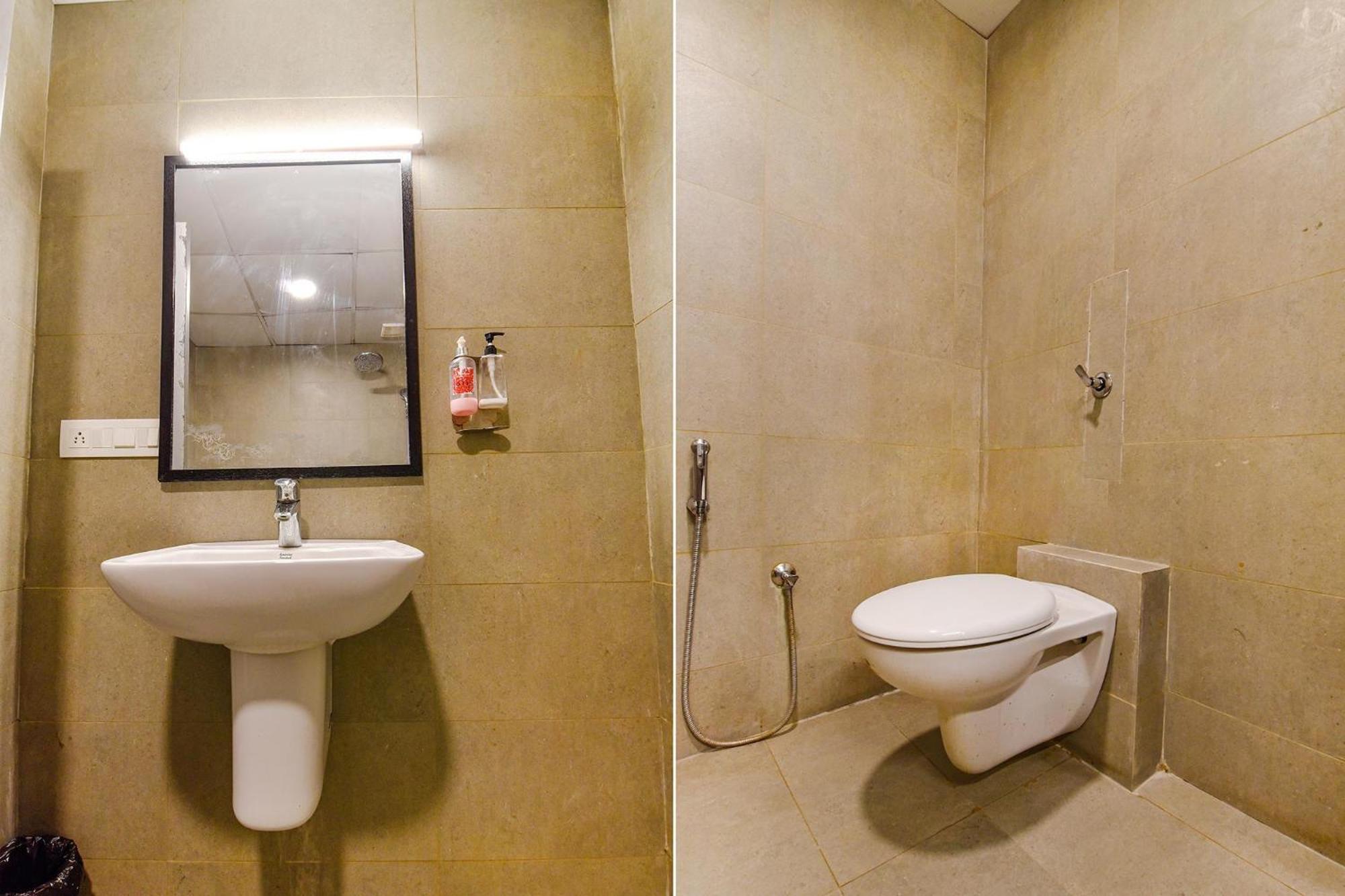 Fabhotel Ny Townhouse Ahmedabad Esterno foto