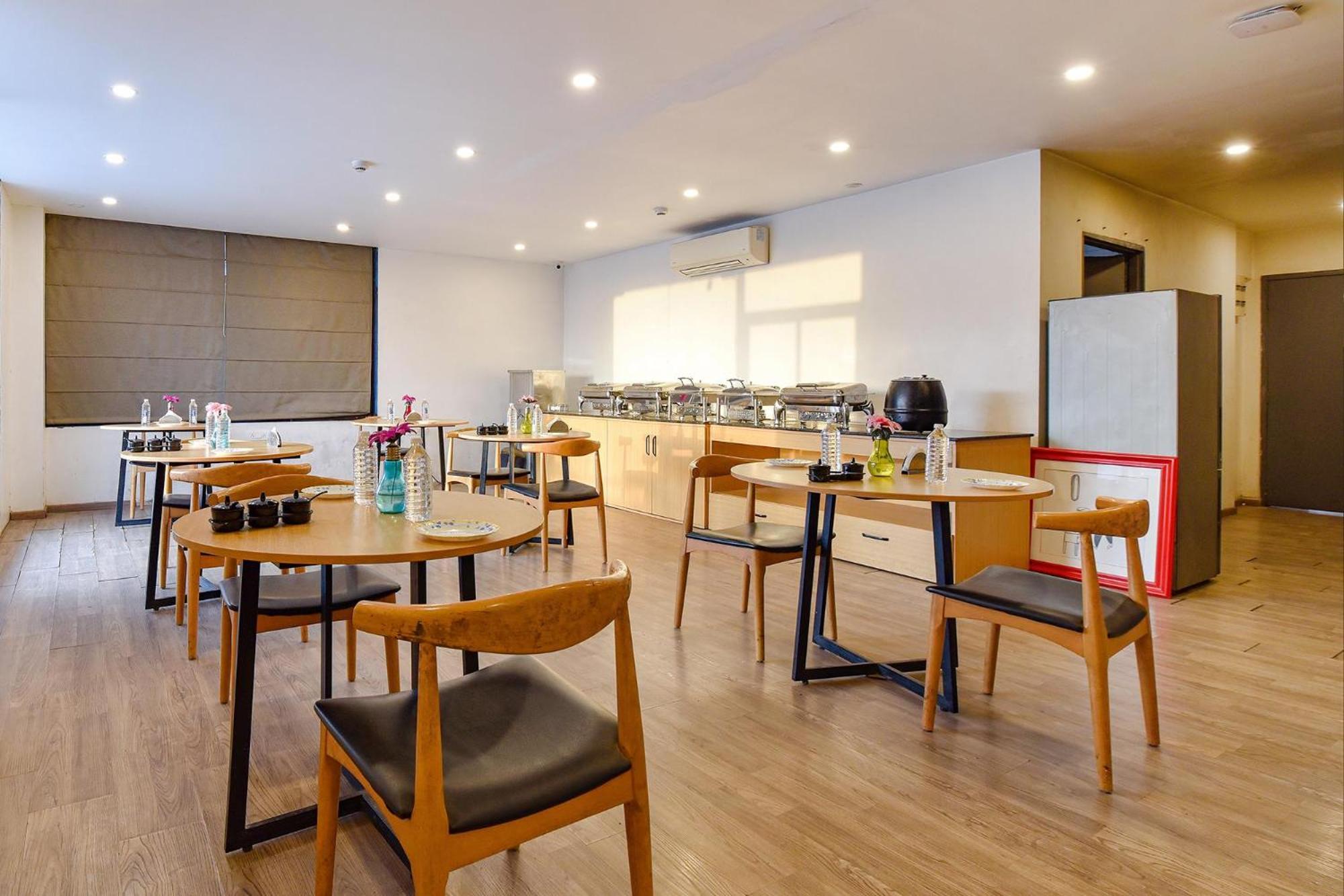 Fabhotel Ny Townhouse Ahmedabad Esterno foto